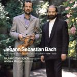 ジュリアーノ・カルミニョーラ,アンドレーア・マルコン販売会社/発売会社：（株）ソニー・ミュージックレコーズ(（株）ソニー・ミュージックディストリビューション)発売年月日：2001/09/05JAN：4988009273136イタリアのバロック・ヴァイオリニスト、ジュリアーノ・カルミニョーラとヴェニス・バロック・オーケストラの音楽監督／チェンバリスト、アンドレーア・マルコンの演奏によるバッハ作品を収録した2000年録音盤。　（C）RS