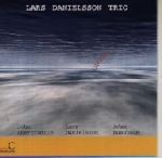 ラーシュ・ダニエルソン販売会社/発売会社：ETC発売年月日：1997/08/24JAN：ジャズが盛んな北欧の国，スウェーデンが生んだ注目のベーシスト。すでに9枚のリーダー作を発表し，ヨーロッパ，アメリカのジャズ・シーンにも知られる，彼の演奏の見事な実力，高い音楽性は，本邦デビュー作となる本作でもたっぷりと堪能できる。★