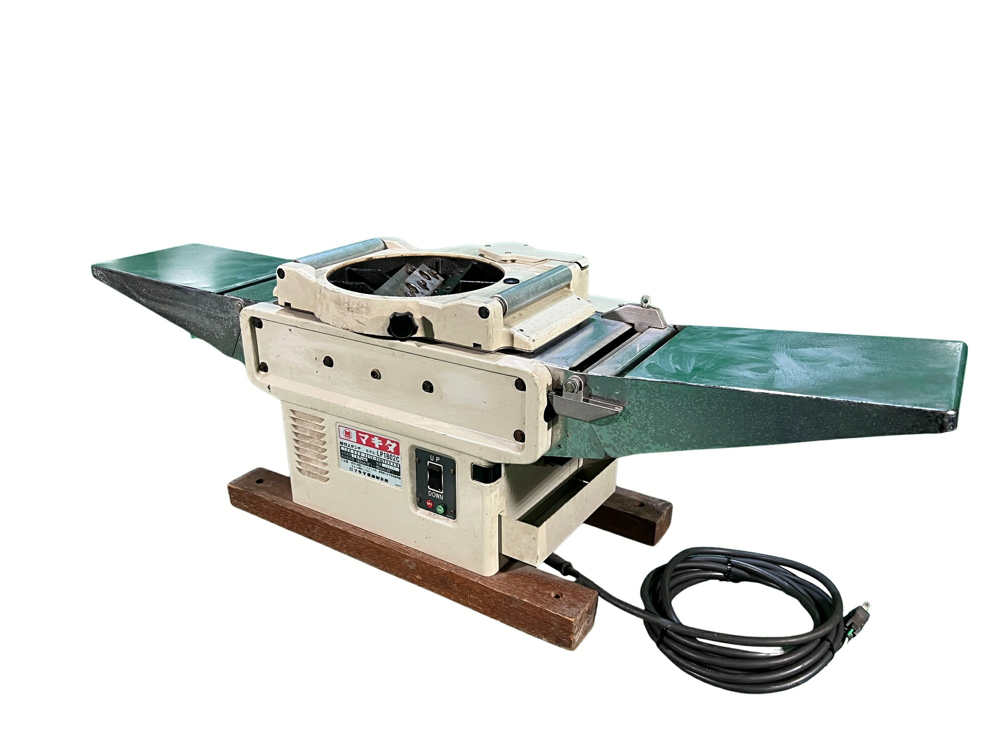 ☆中古品☆makita マキタ 100V 180mm 超仕上カンナ LP1802C 替刃 パーツ付き 超仕上...