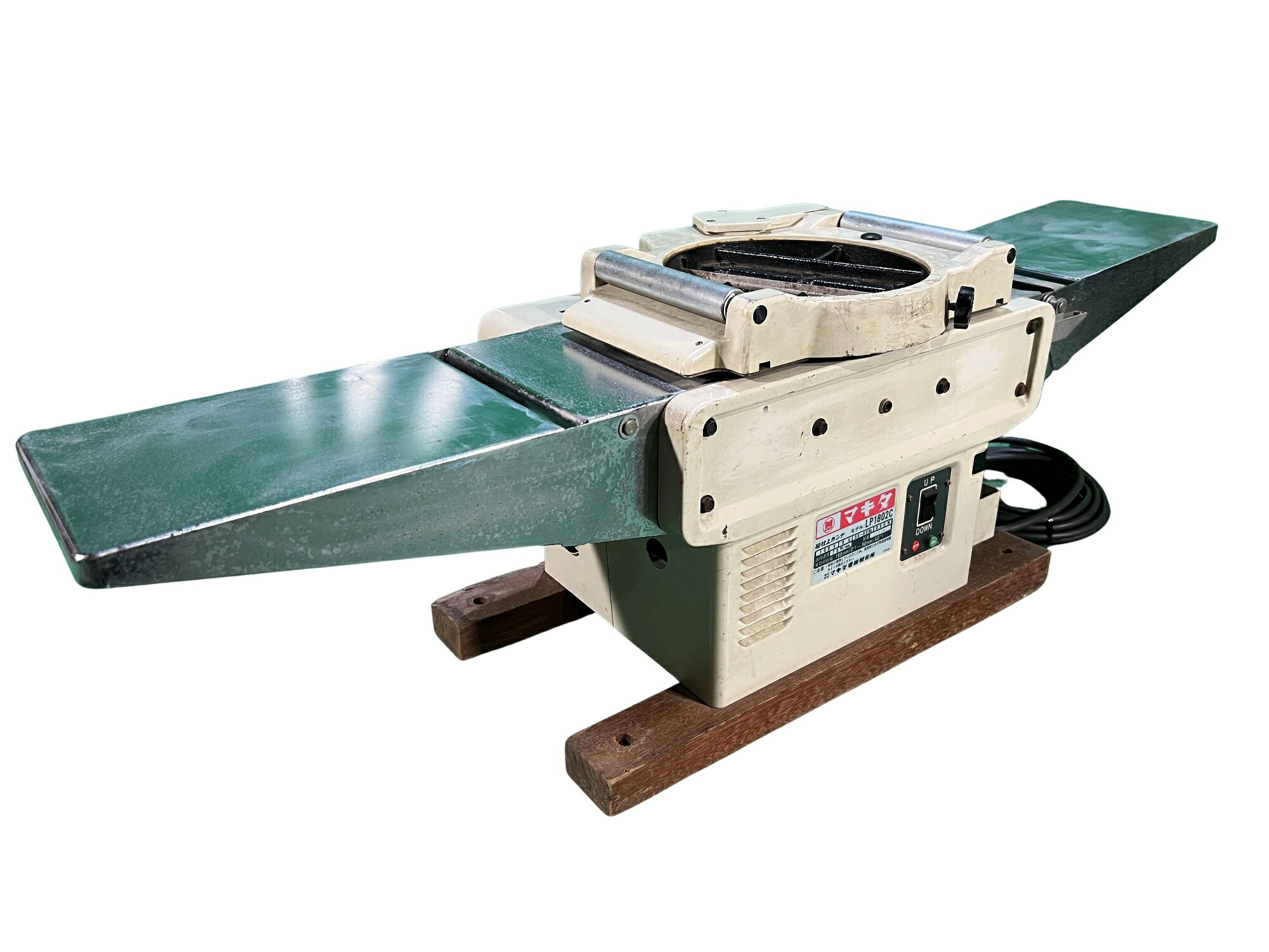 ☆中古品☆makita マキタ 100V 180mm 超仕上カンナ LP1802C 替刃 パーツ付き 超仕上...
