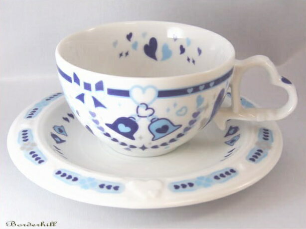 美濃焼白磁◆恋するハート・シリーズ◆SWEET LOVE青/水色ティーカップソーサー&ミルクPSペアセット【楽ギフ_包装】【ギフト贈り物引き出物/結婚祝い出産祝...