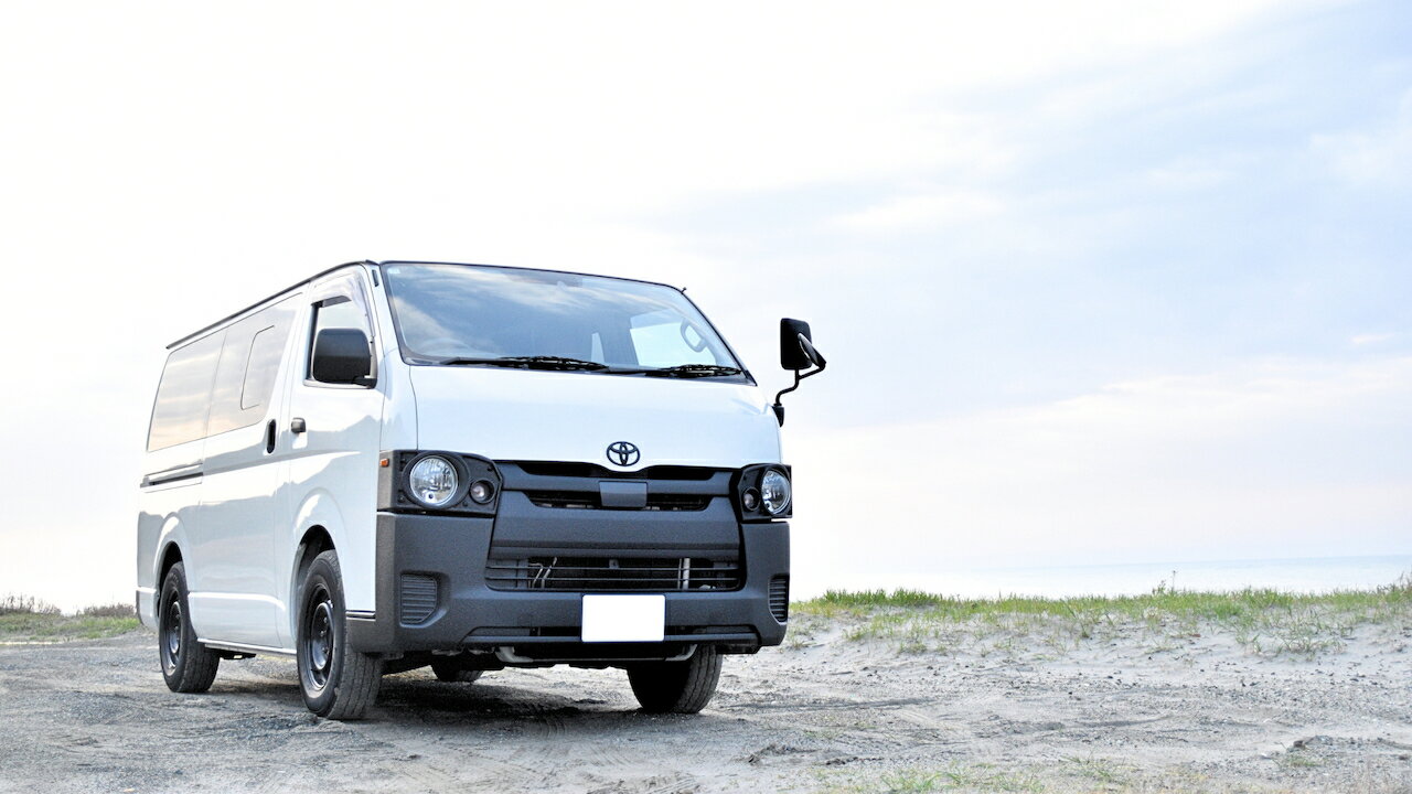 200系 ハイエース LIF フロント丸目換装キット バンライフ VanLife ヘッドライト/ヘッドライトハウジング/丸型ウインカー/サイドウインカー 車種専用設計 フェイスチェンジ 丸目ヘッドライト