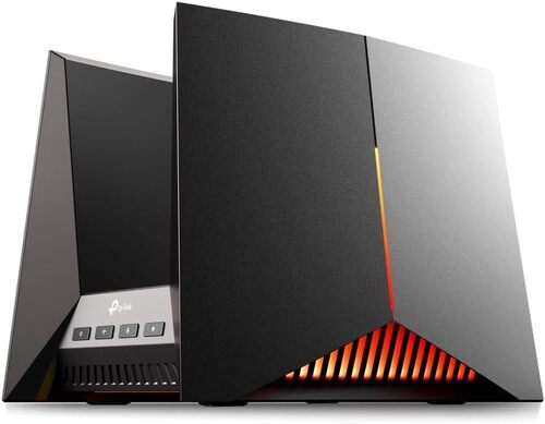 ブランド TP-Link モデル名 Archer 2510 付属コンポーネント Archer GE800本体 接続技術 Wi-Fi 色 ブラック 【特徴】アーチャーシリーズに待望のWi-Fi7ゲーミングルーターが爆誕。より速く、より強く。19Gbps トライバンド Wi-Fi 7で、勝利を掴み取れ。 【10GbpsのEthernet通信】 10Gbps ポート×2 (うち1つはSFP+/RJ45コンボポート)+ 2.5Gbps LANポート×4搭載で、広いネットワーク帯域による高速・安定した有線接続を提供。 【Gameブースト機能】ゲームアプリ・ゲーム機・モバイルゲーム・ゲームサーバーをブーストして、ジッター・ラグ・Pingを最小化。超低遅延で安定したゲーム体験を。 【専用のGameパネル】 直感的な管理パネルからリアルタイムのインサイトデータ取得・各種設定が可能 【Game特化デザイン】 最適なアンテナ配置とロケットの発射台をイメージしたマルチカラーLED