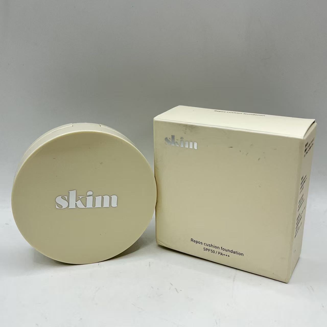 スキム ルポ クッションファンデーション SPF50 PA+++ ベタつかない