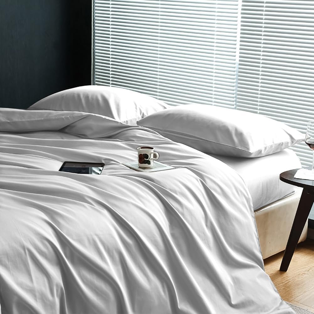 【送料無料】布団カバー 4点セット セミダブル サテン 光沢 艶感 布団かばー ベットカバー セット 無地 8ヶ所ヒモ付き 洗い替え 美肌 美髪 ライトグレー