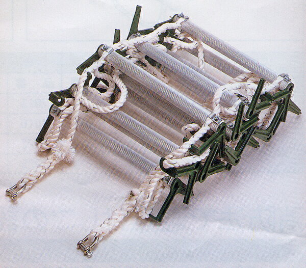 避難梯子オリール2-B(7025)【カラビナフック型】3階用ロング