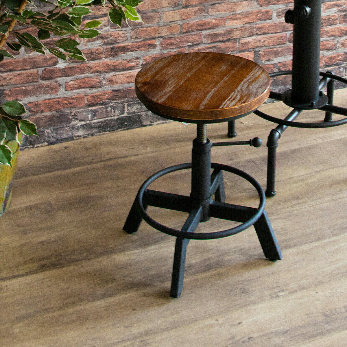 スツール アイアン アンティーク チェア 椅子 いす レトロ おしゃれ 北欧 木製 工業的 インダストリアル デザイン 昇降 高さ調整 天然木 スチール 重厚 頑丈 ダイニング リビング 玄関 インテリア 無骨