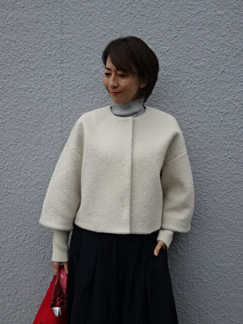 Apaiser lame アペゼラム　エコファー　ブルゾン　ベスト　ジレ　38 Apaiser lame アペゼラム エコファー ブルゾン ベスト ジレ 38 Apaiser