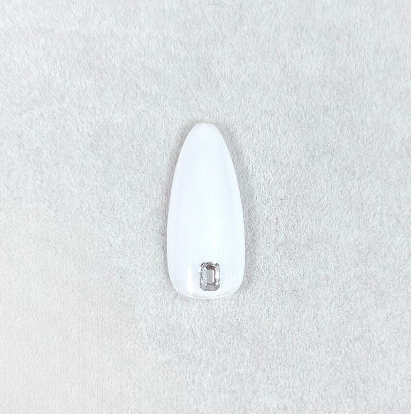 BoutiqueKorea スワロフスキー 八角 全2色 ネイルストーン ジュエリーパーツ ネイルパーツ ネイルアー..