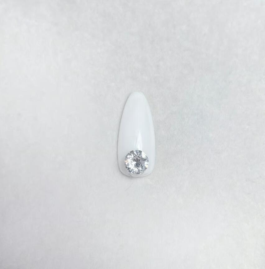 BoutiqueKorea スワロフスキー Vカット ss29 全2色 10個/20個 ネイルストーン ジュエリーパーツ ネイル..