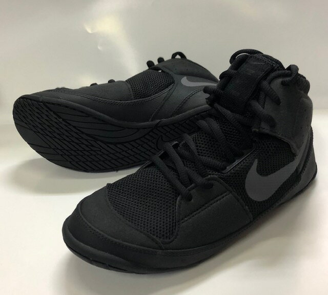 NIKE FURY レスリングシューズ ●カラー：ブラック/ダークグレー ●材質:ソール：ゴム ベトナム製