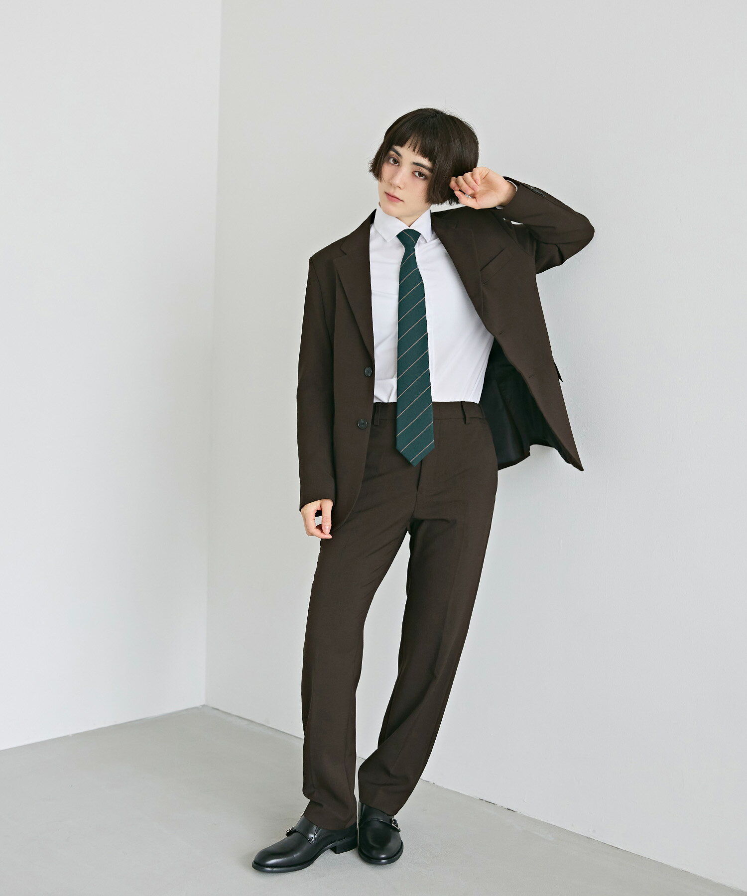 スーツ レディース ブラウン 茶色 BOYSHE Basic SUIT【BROWN】 ボーイッシュスーツ メンズライク ユニセックス カラースーツ セットアップ フォーマル パンツスーツ ストレッチ ジャケット シングルブレスト スラックス メンズライクスーツ ハンサムスーツ 送料無料