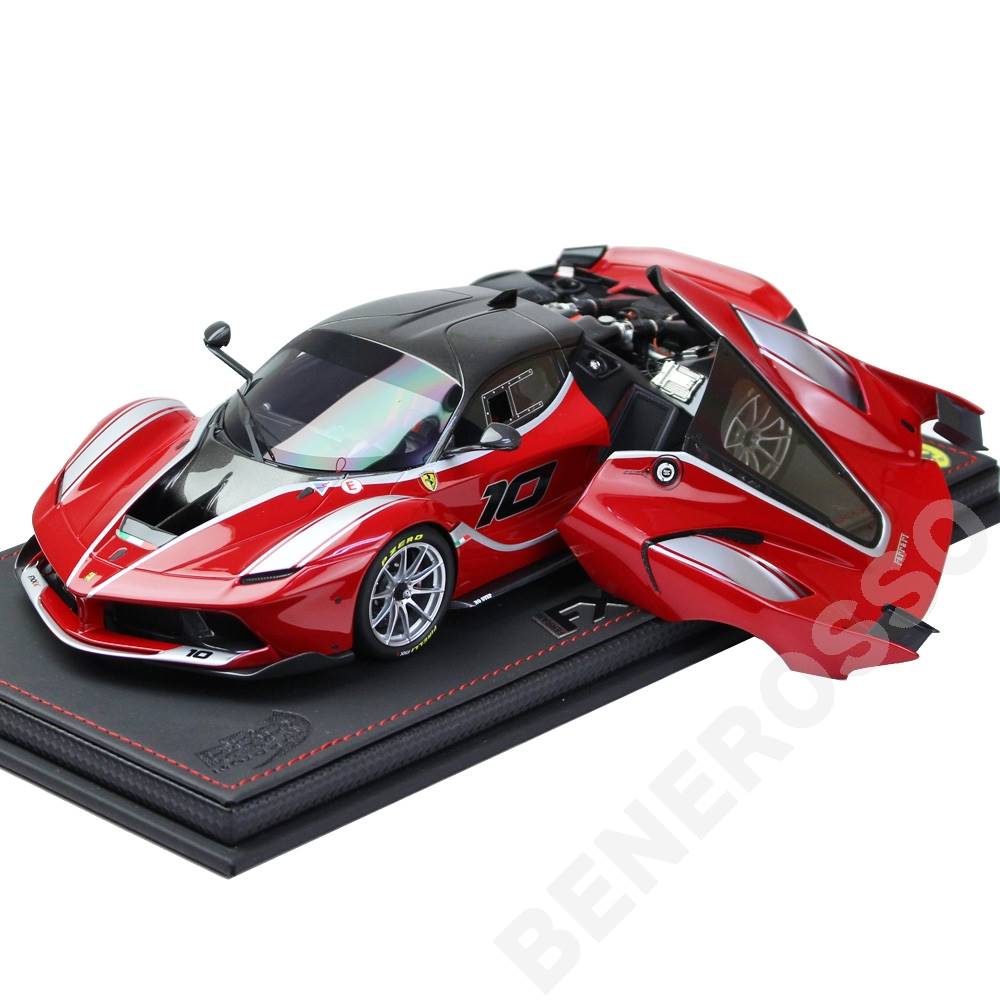 BBR MODELS 1/18スケール フェラーリ FXX K Press version no.10 リアカウル オープン 159台限定 P18119OPEN