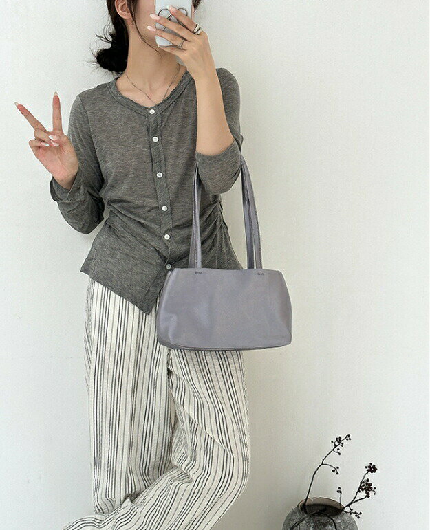 夏新作 ニッチ ソフトタッチ アンダーアームバッグ