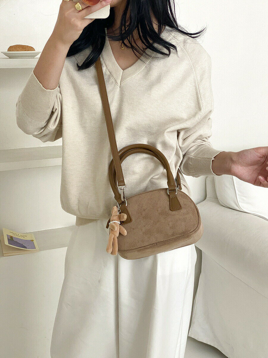 ミニ手提げバッグ レディース 新作 カジュアル 斜め掛けバッグ コンパクト