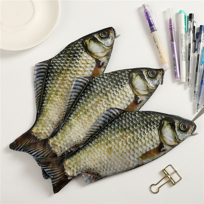 魚 ペンケース サカナ 筆箱 ぬいぐるみ ペンポーチ 文具収納ポーチ 個性的 文房具収納袋 収納ポーチ ぬいぐるみ収納ポーチ 収納袋 ポーチ 化粧ポーチ コスメポーチ 癒し系 おちゃめな塩干し魚ペンケース フィッシュ型ペンケース brain-a2023-10005841 Rizumu楽天市場店 パッケージ画像