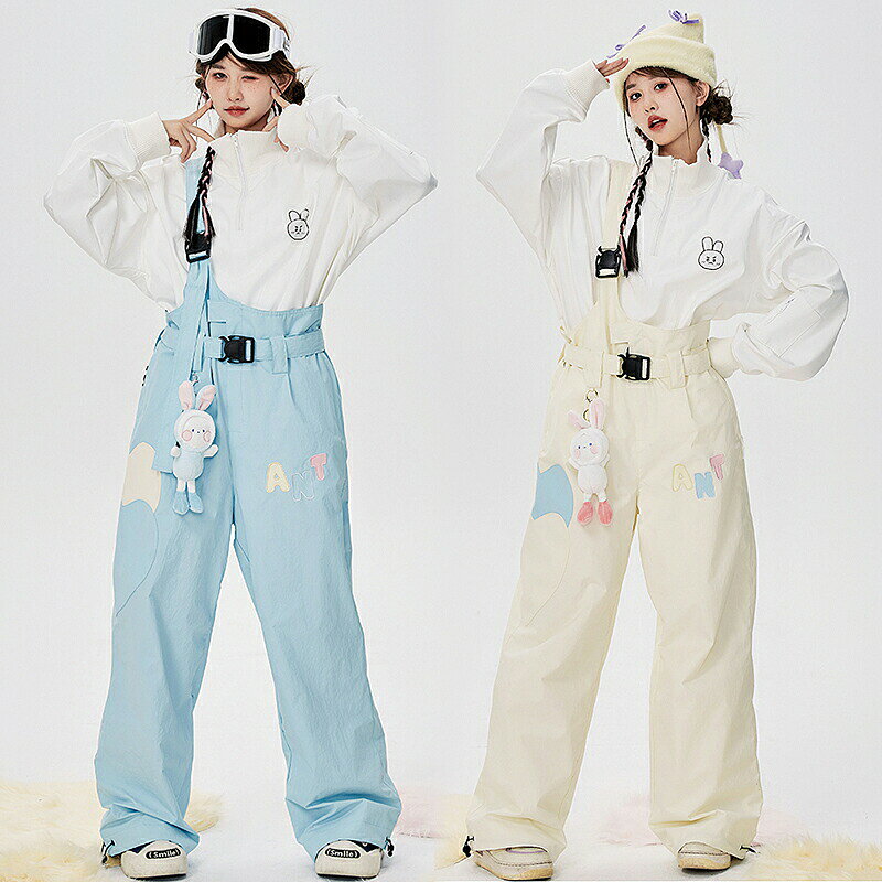 商品説明商品内容ビブパンツ（上着は含めません）詳細情報素材：ポリエステル耐水圧：15000mmH2O透湿度:10000g/m2/24h内側フリース裏起毛、表面ウィンドブレーカー加工縫い目部分のシール加工で、水漏れを防止します女性モデル情報：身長162CM、体重41KG、着用Mサイズ生産国中国注意書き（購入前に必ずご確認ください）※商品写真は、できる限り現品を再現するように画像処理などの補正を行っておりますが、ご利用のモニターや環境により差異が生じます。予めご了承ください。※生地の特性上、多少ニオイがある場合がございますが、日陰干しで数日干していただくか、あるいは数回ご使用していただく間に、 ニオイは気にならなくなります。※上記の数値は、実測によるものです。多少の誤差はご容赦ください。※仕様は予告なく変更される場合があります。（ご使用に差し支えない程度）・色がある場合、モニターの発色の具合によって実際のものと色が異なる場合がある。・ご注文後、10営業日以内に配送手続きをいたします。配送作業完了後、4〜7日程度でのお届けとなります。（商品によって納期が異なりますので、詳細は店舗までお問い合わせください。） ビブパンツ スノボパンツ レディース スキーパンツ 片肩オーバーオール サスペンダーパンツ サスペンダー付き ロングパンツ 長ズボン ボトムス スノーボードパンツ スノー 甘クール系 Y2K風 可愛い 腰ベルト ハート形パッチ ブルー 杏色 ウィンタースポーツ用 雪遊び 雪場 スキー場 撥水 保温 防風 スノーボードウェア スキーウェア スノボウェア スノーウェア"メーカー希望小売価格はメーカーカタログに基づいて掲載しています