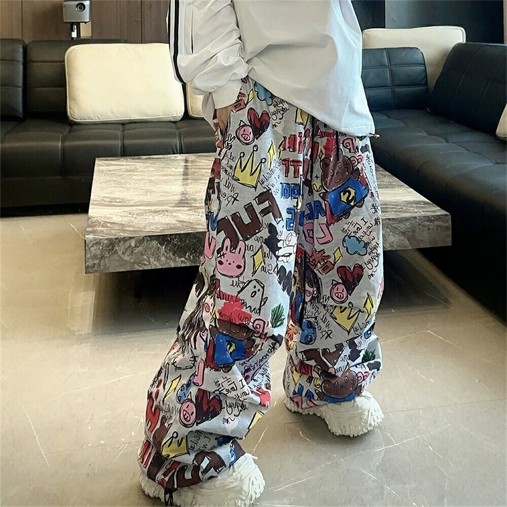 商品説明商品内容スノーボードウェア パンツ 単品（上着は含めません）素材ポリエステル生産国中国注意書き※商品写真は、できる限り現品を再現するように画像処理などの補正を行っておりますが、ご利用のモニターや環境により差異が生じます。予めご了承ください。※生地の特性上、多少ニオイがある場合がございますが、日陰干しで数日干していただくか、あるいは数回ご使用していただく間に、 ニオイは気にならなくなります。※上記の数値は、実測によるものです。多少の誤差はご容赦ください。※仕様は予告なく変更される場合があります。（ご使用に差し支えない程度）・色がある場合、モニターの発色の具合によって実際のものと色が異なる場合がある。・ご注文後、10営業日以内に配送手続きをいたします。配送作業完了後、4〜7日程度でのお届けとなります。（商品によって納期が異なりますので、詳細は店舗までお問い合わせください。） 2L 落書き柄 スノーボード パンツ スノボパンツ スノーボードウェア 裏ボア ズボン ロングパンツ スノボ カーゴパンツ ワイドパンツ オーバーサイズ ボトムス スキーウェア スノボウェア レディース メンズ ユニセックス スノーボードパンツ 通気 撥水 保温 防風 耐磨耗 男女兼用 大きいサイズ オーバーサイズ ゆったり"メーカー希望小売価格はメーカーカタログに基づいて掲載しています