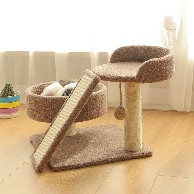 商品説明商品内容キャット用品素材サイザル麻、ポリエステルなど生産国中国サイズ写真通り注意書き※平置き採寸になります。実際のサイズとは誤差が出る場合がございますので、参考サイズとしてご覧ください。※強い衝撃を与えたり、人が乗ったりしないでください。※猫を商品に入れたまま移動したり、持ち上げたりしないでください。※火気や暖房器具のそばに置いたり、熱湯をかけたりしないでください。火災や、人や猫のやけど、製品の変形のおそれがあります。※商品写真は、できる限り現品を再現するように画像処理などの補正を行っておりますが、ご利用のモニターや環境により差異が生じます。予めご了承ください。※生地の特性上、多少ニオイがある場合がございますが、日陰干しで数日干していただくか、あるいは数回ご使用していただく間に、 ニオイは気にならなくなります。※上記の数値は、実測によるものです。多少の誤差はご容赦ください。※仕様は予告なく変更される場合があります。（ご使用に差し支えない程度）その他※※当店でご購入された商品は、原則として、「個人輸入」としての取り扱いになり、全て中国からお客様のもとへ直送されます。※個人輸入される商品は、全てご注文者自身の「個人使用・個人消費（日本に居住する者に寄贈される物で、当該寄贈を受ける者の個人的な使用に供される場合を含みます。）」が前提となります。第三者への譲渡・転売が法令で禁止されるもの（医薬品、医薬部外品、化粧品等を含みますが、これに限られません。）もございますのでご注意下さい。※通関時に関税・輸入消費税が課税される可能性があります。課税額はご注文時には確定しておらず、通関時に確定しますので、商品の受け取り時に着払いでお支払いください。詳細はこちらご確認下さい。※ご注文後、5営業日以内に配送手続きをいたします。配送作業完了後、4〜7日程度でのお届けとなります。（商品によって納期が異なりますので、詳細は店舗までお問い合わせください。） キャットタワー キャットベッド おもちゃ ボール付き 爪とぎ 爪とぎポール ボード 紙管 猫 ねこ 麻縄 ペット用 おもちゃ おしゃれ 遊園地 ストレス発散 運動不足対策 猫用品 30*60cm 四季適用 キャットタワー キャットベッド おもちゃ ボール付き 爪とぎポール ボード 紙管 猫 麻縄 ペット用 おもちゃ おしゃれ 遊園地 ストレス発散 運動不足対策 猫用品 30*60cm 四季適用"メーカー希望小売価格はメーカーカタログに基づいて掲載しています