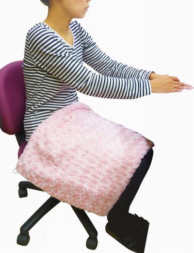 DC(車)＋USBの2電源で大活躍！[ USBあったかローズボアブランケット ] 膝掛け/肩掛け兼用 USBブランケット あったかブランケット