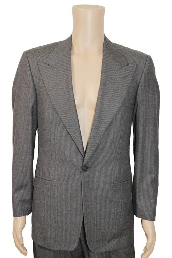 GIANNI VERSACE ジャンニヴェルサーチ ストライプ柄 ウール 1B シングル スーツ グレー size 46 メンズ メデューサ【中古】【鑑定済み】【送料無料】 GIANNI VERSACE ジャンニヴェルサーチ ストライプ柄 ウール 1B シングル スーツ グレー size 46 メンズ メデューサ【中古】【鑑定済み】【送料無料】