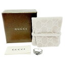 状態ランク AB ブランドGUCCI グッチ 商品名 インターロッキングG アラベスク リング 6.6g 型番・品番 － シリアル － カラー － ライン － 素材 シルバー サイズ 15号リング幅：約0.3～0.8cmリング内径：約1.8cm重さ：6.6g 仕様 刻印：925刻印付属品：保存箱 保存袋 説明書 詳細備考表記サイズ：17 備考 － ≪コメント≫ 使用によるコキズが見られますが、状態の良いお品物になります。 ・PCやスマートフォンの環境、設定や仕様等により、掲載写真と実際の商品との色合いが若干異なる場合がございます。 N新品 S未使用・展示品 SAほぼ新品 A使用感が少なく非常に状態の良い商品 AB多少の使用感があるが比較的状態の良い商品 B使用感のある商品 BC使用感が非常に強い商品 Cジャンク品 ≪状態ランクについて≫ ・状態ランクは当店の一定基準に基づきランク付けしておりますので、他店のランク表記と一致するものではありません。 　またお客様の主観と必ずしも一致するものではありません。 　各々感じ方が大きく異なることもございます。あくまで目安とお考えください。 ・中古商品には、写真や記述にない場合でもそれぞれ商品ランク相当の瑕疵がございます。予めご了承の上お買い求め下さい。 画像を参考の上ご検討ください。