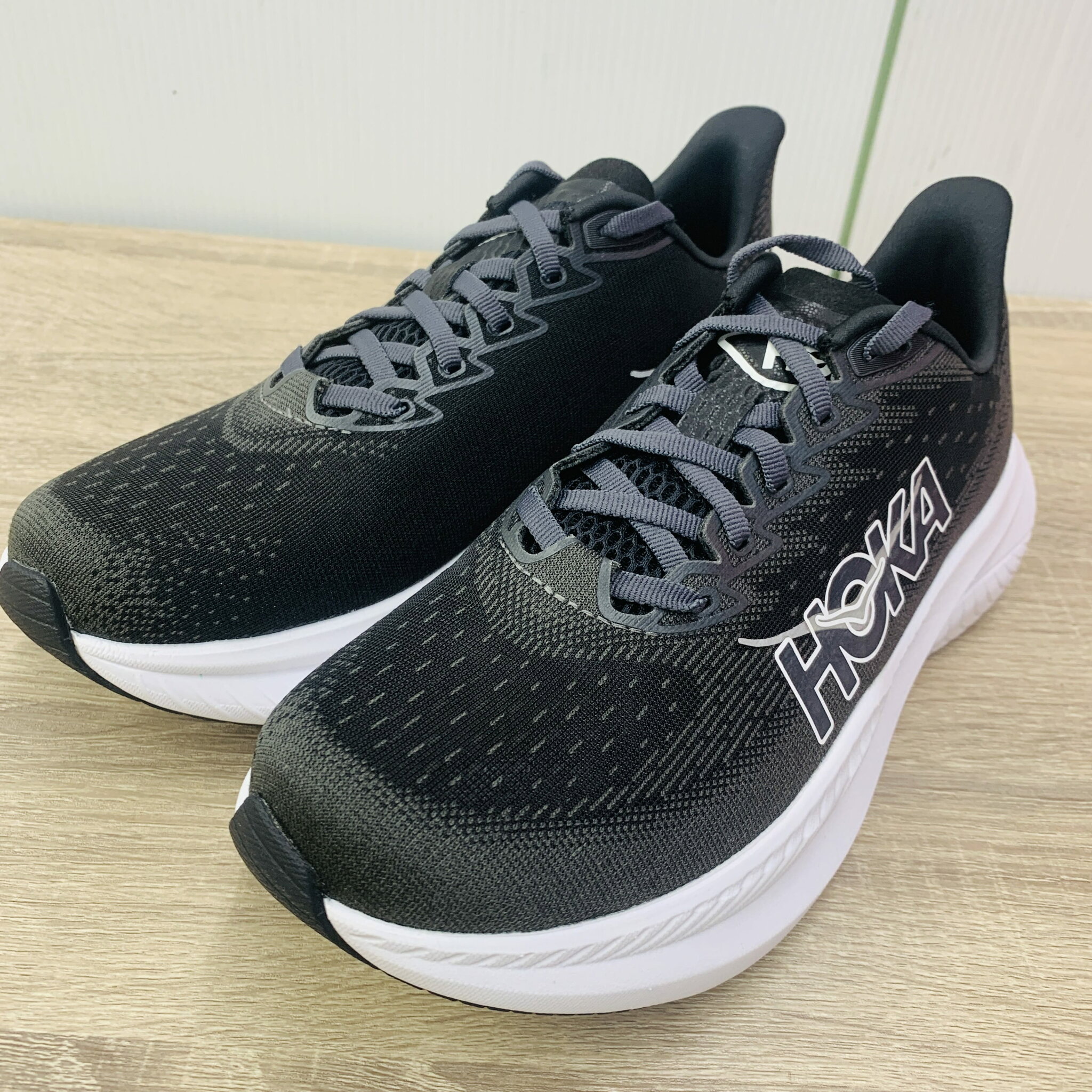HOKA ONEONE ランニングシューズ 25cm 1147790 M MACH 6 マッハ 6 メンズ ランニングシューズ ジョギングシューズ 【未使用品】o25-011404