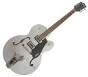 商品情報メーカーGretsch グレッチゲン商品名G5420T EMTC CLSC HLW SC SLVR種類エレキギター付属品ギグバック(純正)、保証書(無記入)、六角レンチ（画像に載っているものが全てです）残フレット全体的に約8分程商品の状態こちらはUSED品です。・ボディ全面に多少のスレ、小キズが見られます。・ネック、ヘッドに多少のスレ、小キズが見られます。・ペグ、ジャック、ブリッジ等金属部分に多少のスレ、小キズ、汚れなどが見られます。・ネジに多少のスレ、小キズ、くすみが見られます。・ピックガードに多少のスレ、小キズが見られます。・ノブ、スイッチに多少のスレ、小キズが見られます。・フレットに多少のくすみが見られます。・ブリッジに僅かな浮きが見られます。・ケースにスレ、キズ、汚れ、ほつれ等が見られます。全体的に小キズ、スレ等が見られますが、上記の点以外に特に目立ったキズ、ダメージは見られません。ネックはほぼストレートの状態ですが、僅かに順反り傾向です。（現在の弦高は12Fで、1弦側：約2.0mm、6弦側：約2.5mm）重量：約3.4kg、ナット幅：約43mm、スケール： 約621mmコメント試奏してみましたが、音のつまりなどはありませんでした。アンプにプラグインして出音も確認しております。USEDご理解の上、ご注文下さい。注意点こちらの商品は当社のホームページ、他のサイトでも同時に販売しています。その為、ご注文を頂いても売り切れている場合がございます。売り切れている場合の賠償・保証・責任は一切負いかねますので、予めご了承の上、ご検討ください。★ギグバック付！Gretsch グレッチ G5420T EMTC CLSC HLW SC SLVR エレキギター★ 【中古】 6