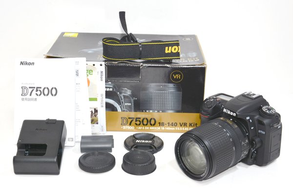 nikon ★ショット数537枚！極美品！Nikon ニコン D7500 18-140 VR レンズキット デジタル一眼レフカメラ 元箱付！★