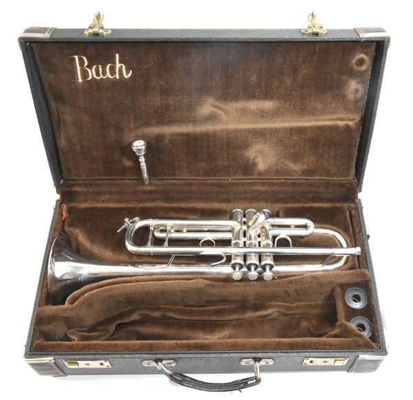 Bach トランペット 本体とケース 付属品 楽天市場】bach トランペット ケース(金管楽器|管楽器・吹奏楽