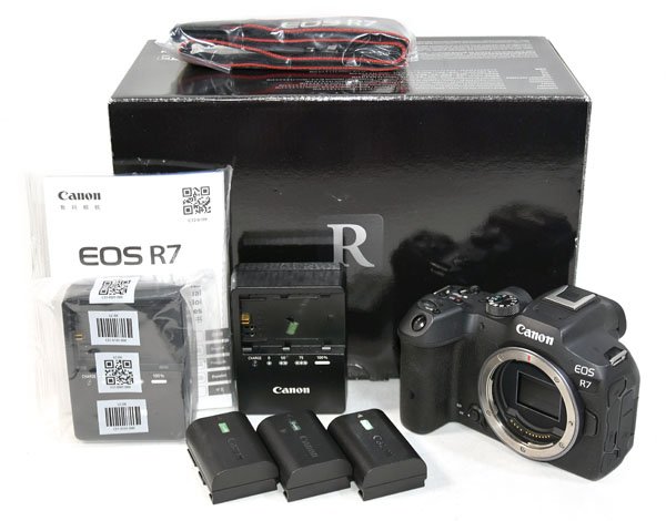 ★バッテリー3個(LP-E6NH