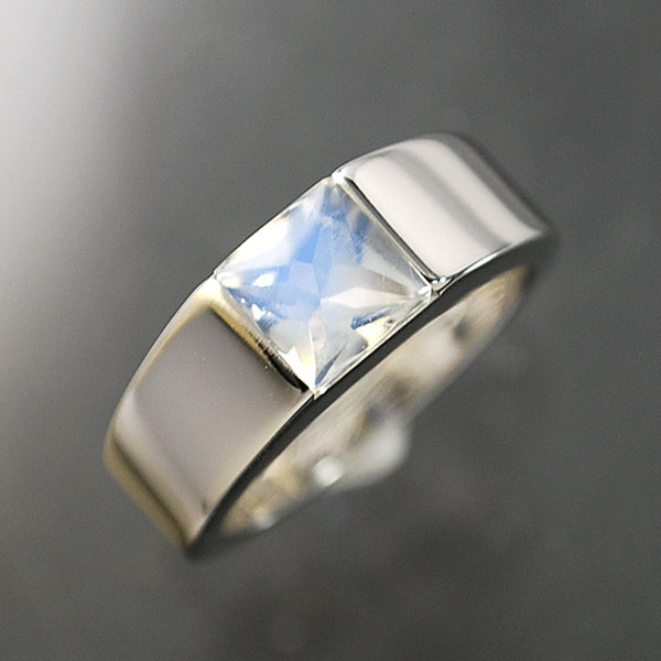 【送料無料】【本物】★Cartier★カルティエ★タンクリング★K18WG★ムーンストーン★指輪★♯4 7★7号★レディース★磨き済み★おしゃれ★539-2M★