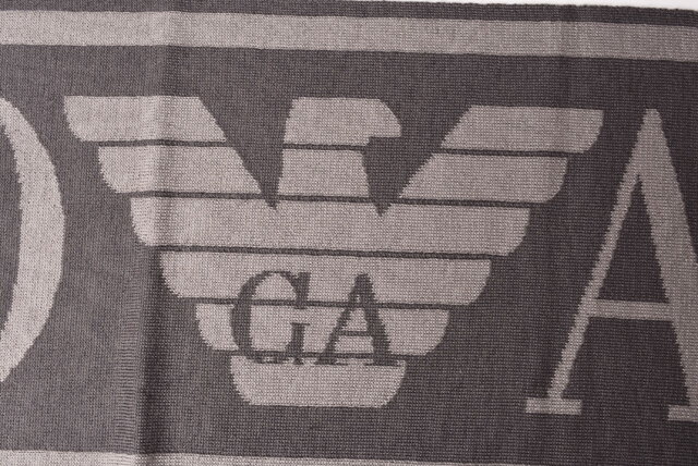 【お買い物マラソン★最大2,000円OFFクーポン】エンポリオアルマーニ　マフラー/ウインタースカーフ/ストール EMPORIO ARMANI　ロゴ グレー 6Z1409 1MA1Z F624