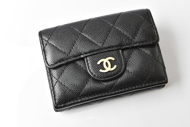 シャネル コインケース/ミニ財布 CHANEL コンパクトウォレット/A84401/3つ折り財布 キャビアスキン クラシック A84401 ブラック【中古】