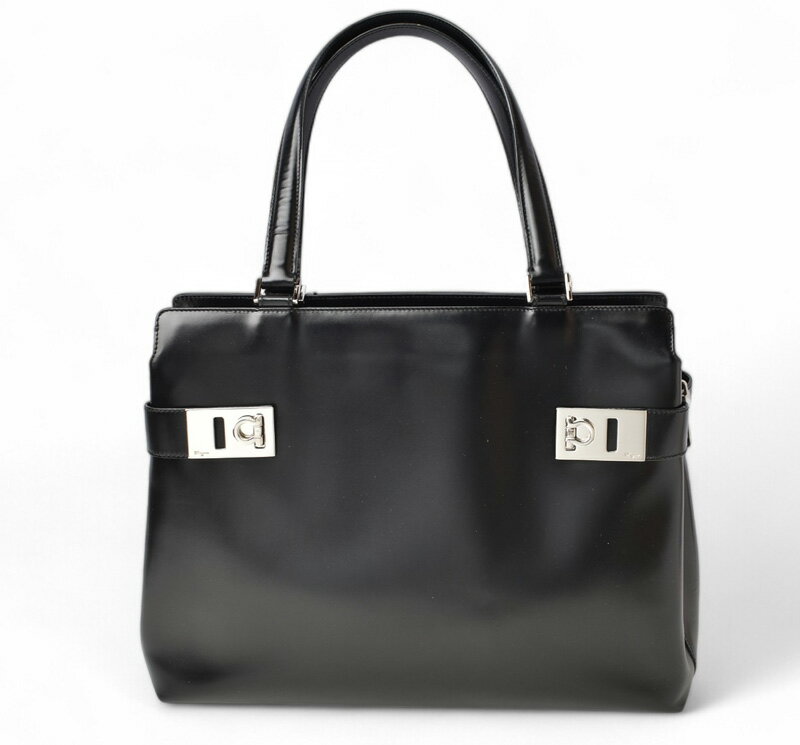 フェラガモ トートバッグ/ショルダーバッグ 2way Salvatore Ferragamo ガンチーニ レザー ブラック DY-21 0166【中古】