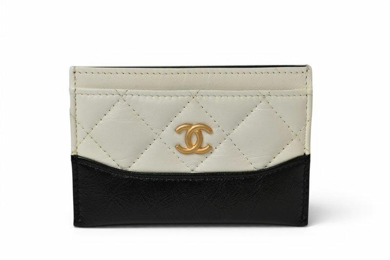 CHANEL - シャネル カードケース/名刺入れ CHANEL ガブリエル キルティング ラムスキン/カーフスキン ホワイト/ブラック【中古】