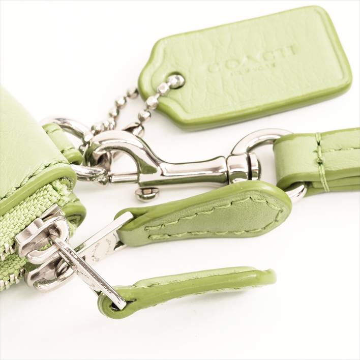 【11/23までスマホでP10倍】COACHコーチダブルコーナージップリストレット【中古】【要エントリー】