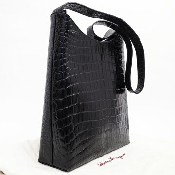 【1/15までP5倍】SalvatoreFerragamoサルヴァトーレフェラガモレディースショルダー【中古】【要エントリー】