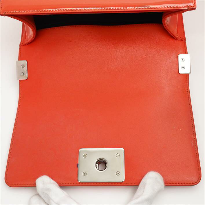 [美 品] CHANEL Chanel chain shoulder boy Chanel enamel calf Ladies' bag shoulder bag [pre]