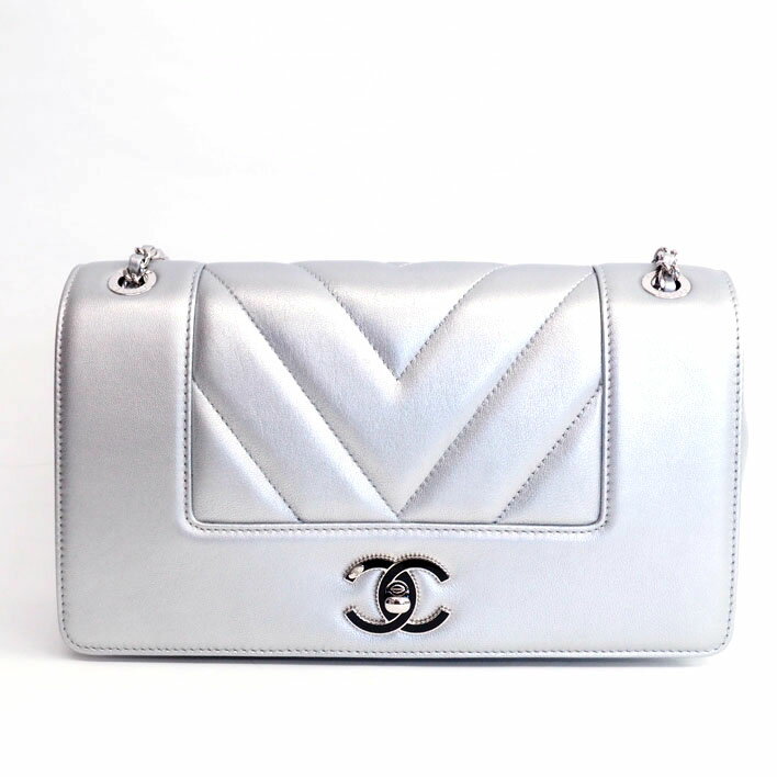 Chanel Women's Shoulder Bag