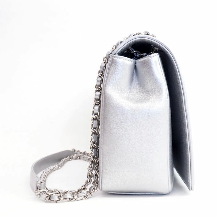 Chanel Women's Shoulder Bag