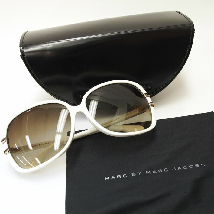 MarcbyMarcJacobsマークバイマークジェイコブス白フレームサングラス