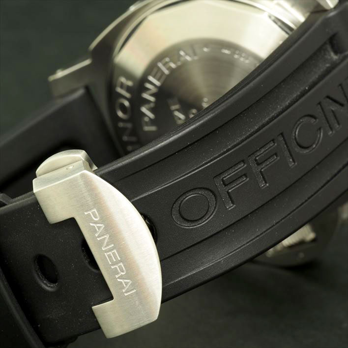 PANERAIパネライルミノールクロノグラフデイライト腕時計中古