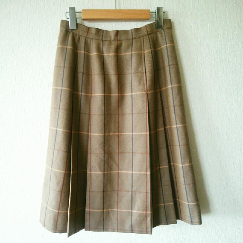 BURBERRYS バーバリーズ ひざ丈スカート スカート Skirt Medium Skirt プリーツスカート【USED】【古着】【中古】10009420