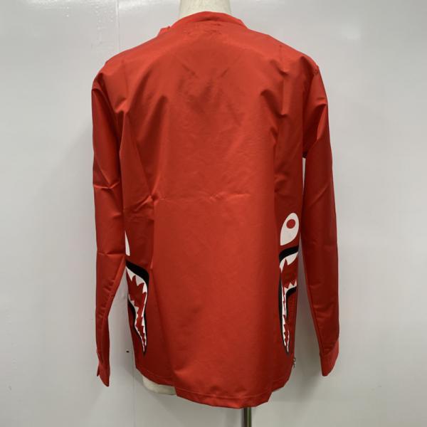 A BATHING APE アベイシングエイプ ジャケット、上着 アウター ジャケット プルオーバー A BATHING APE SHARK タグ付き【USED】【古着】【中古】10026627