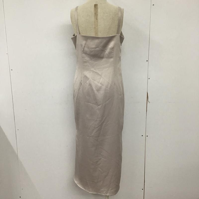 MAJESTIC LEGON マジェスティックレゴン ロングスカート ワンピース One-Piece Long Skirt ロングキャミワンピース サテン調 裾スリット ノースリーブワンピース【USED】【古着】【中古】10093962
