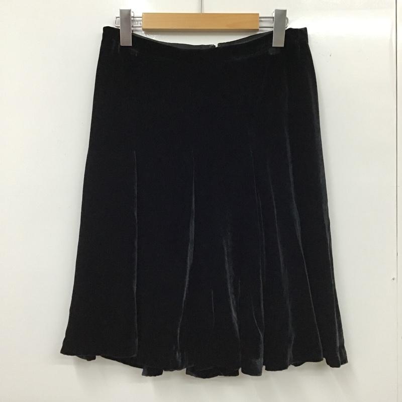 Burberry London バーバリーロンドン ひざ丈スカート スカート Skirt Medium Skirt FX089-727-09 フレアスカート【USED】【古着】【中古】10098855