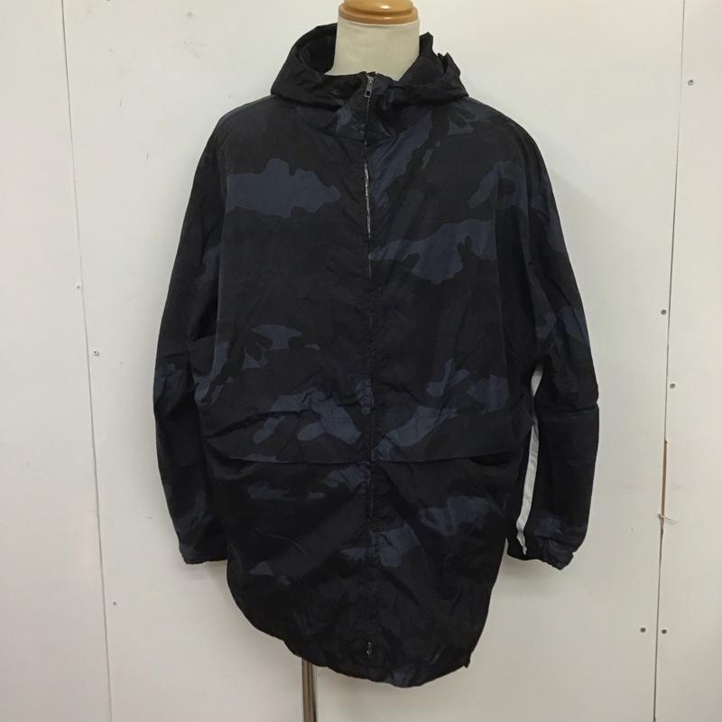 VALENTINO ヴァレンティノ ジャケット、ブレザー ジャケット、上着 Jacket ジップアップジャケット ジャンパー ジャケット ナイロンジャケット アウター【USED】【古着】【中古】10124519