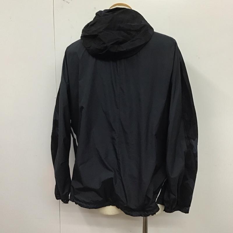 VALENTINO ヴァレンティノ ジャケット、ブレザー ジャケット、上着 Jacket ジップアップジャケット ジャンパー ジャケット ナイロンジャケット アウター【USED】【古着】【中古】10124519