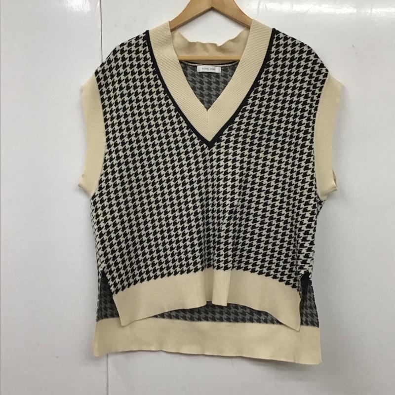 商品情報メーカーグローバルワーク / GLOBAL WORK形状ベスト / ベストサイズ表記サイズ：FREE身幅：57 cm、総丈：59 cmカラーマルチカラー / マルチカラー柄 / パターンその他素材画像参照商品状態状態ランク：A多少の使用感はありますが、汚れやダメージも目立たなく良好なお品物です。※程度・状態に関しては、当店の基準にて判断したものです。※ランクはあくまで基準となりますので、商品状態・写真をご覧ください。状態補足※保管によるにおいが付着する場合がございます。においを気にされます方はご購入をお控えください。状態ランク詳細N未使用品できれいなお品物ですS未使用に近い状態で使用感の少ないきれいなお品物ですA多少の使用感はありますが、汚れやダメージも目立たなく良好なお品物ですB着用感がありますが、汚れやダメージが比較的少ないお品物ですC使用感があり、汚れやダメージがあるお品物ですD使用感やダメージがかなりある、もしくは使用に難があるお品物です～ 商品在庫について ～当店の在庫は全て現品限りとなり、並行して販売している関係上、商品ページ等で表示されている在庫情報は必ずしもリアルタイムではございません。 ご注文時に表示が在庫ありとなっていても、既に完売となっている場合もございますので予めご了承ください。～ ご注文前にご確認ください ～※販売している商品は全て中古品の為、商品によっては全ての状態やダメージを掲載する事が出来ない場合もあり、掲載された情報以外に細部の破損や汚れ、欠品、劣化などの見落としがある場合がございます。また、中古品に対してのご理解が難しいお客様においては、恐れ入りますがご購入をお控えいただきますようお願い致します。※個人差による主観の違いがあるかと思いますので、商品説明や写真画像をよくご確認の上、ご購入をお願い致します。※サイズは実寸での計測またはカタログ値になりますので、多少の誤差に関しましてはご了承をお願い致します。グローバルワーク / GLOBAL WORK ベスト / ベスト Vest /